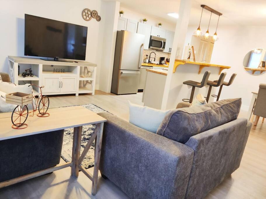 Venice Beach Within 5 Min Drive, Near The Tennis Courts And Park, Sleeps 5 Nokomis Dış mekan fotoğraf